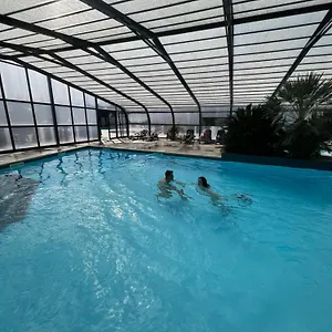Mobil Confort Xl,camping La Pommeraie, Piscine Et Ocean, Concarneau Et Pont Aven Trégunc